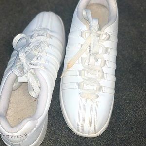 Womens K Swiss Athletic Shoe